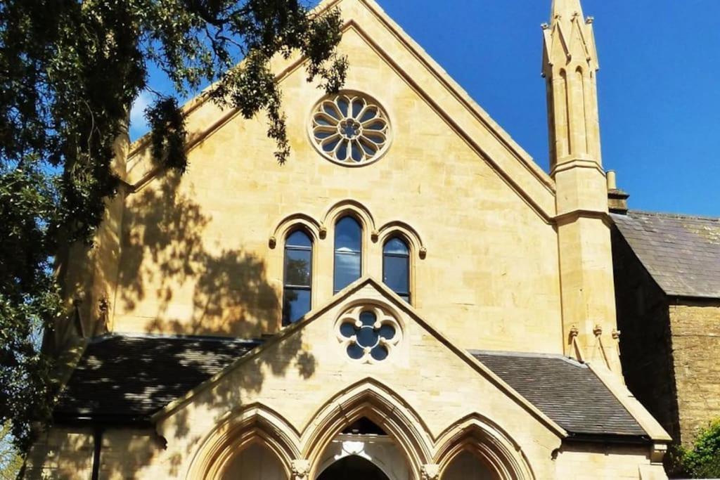 Cotswold Chapel, Sleeps Up To 5 In Kingsize Beds Apartment Chipping Norton Luaran gambar